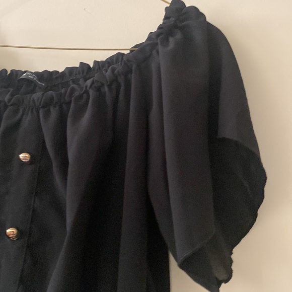 Black Crop Top | Size Large - Picture 5 of 5